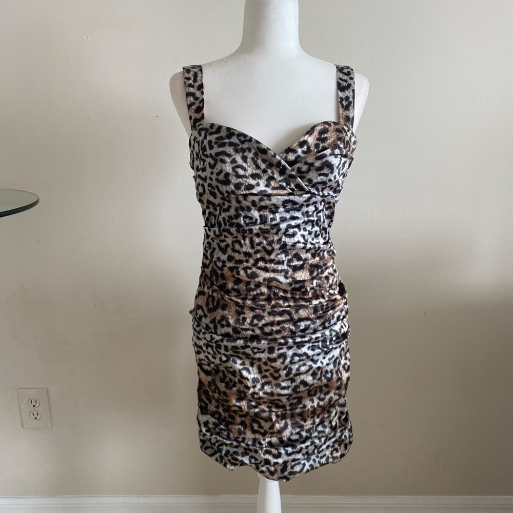 NWT Nicole Miller Leopard Print Ruched Dress - Picture 3 of 14